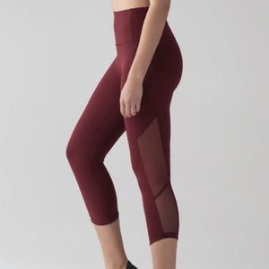 Lululemon Maroon Cropped Leggings